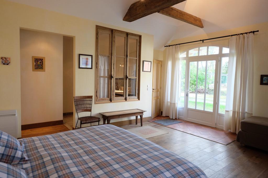 Chateau Du Beugnon Bed and Breakfast Tigné Værelse billede