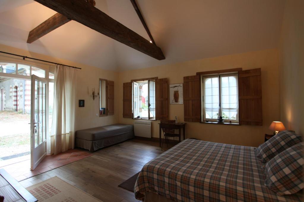 Chateau Du Beugnon Bed and Breakfast Tigné Værelse billede